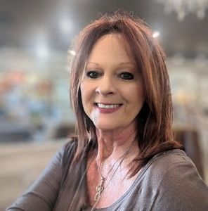 Meet your Posher, Jane